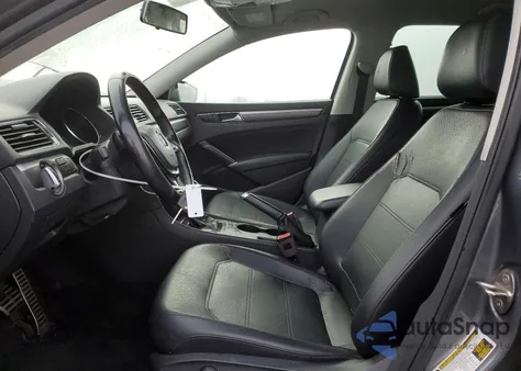 2018 Volkswagen Passat S z USA, uszkodzony, nr VIN 1VWAA7A33JC011607